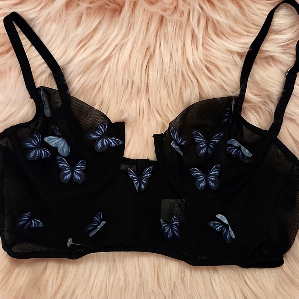 PRE-LOVED FASHION NOVA BUTTERFLY DETAIL SHEER UNDERWIRE BRA TOP-M